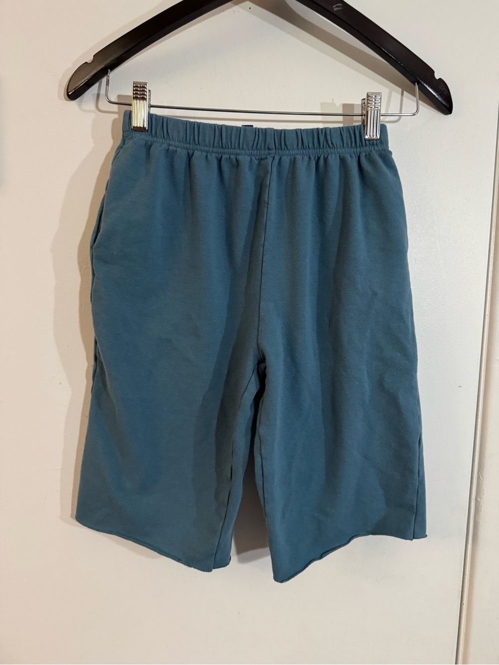 Lulu's Men's Athletic Elastic-Waist Teal-Blue Shorts